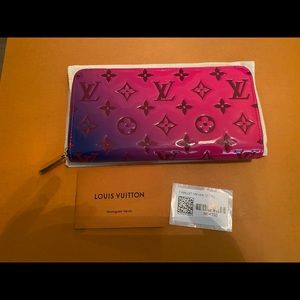 Louis Vuitton Degrade Vernis Zippy Wallet